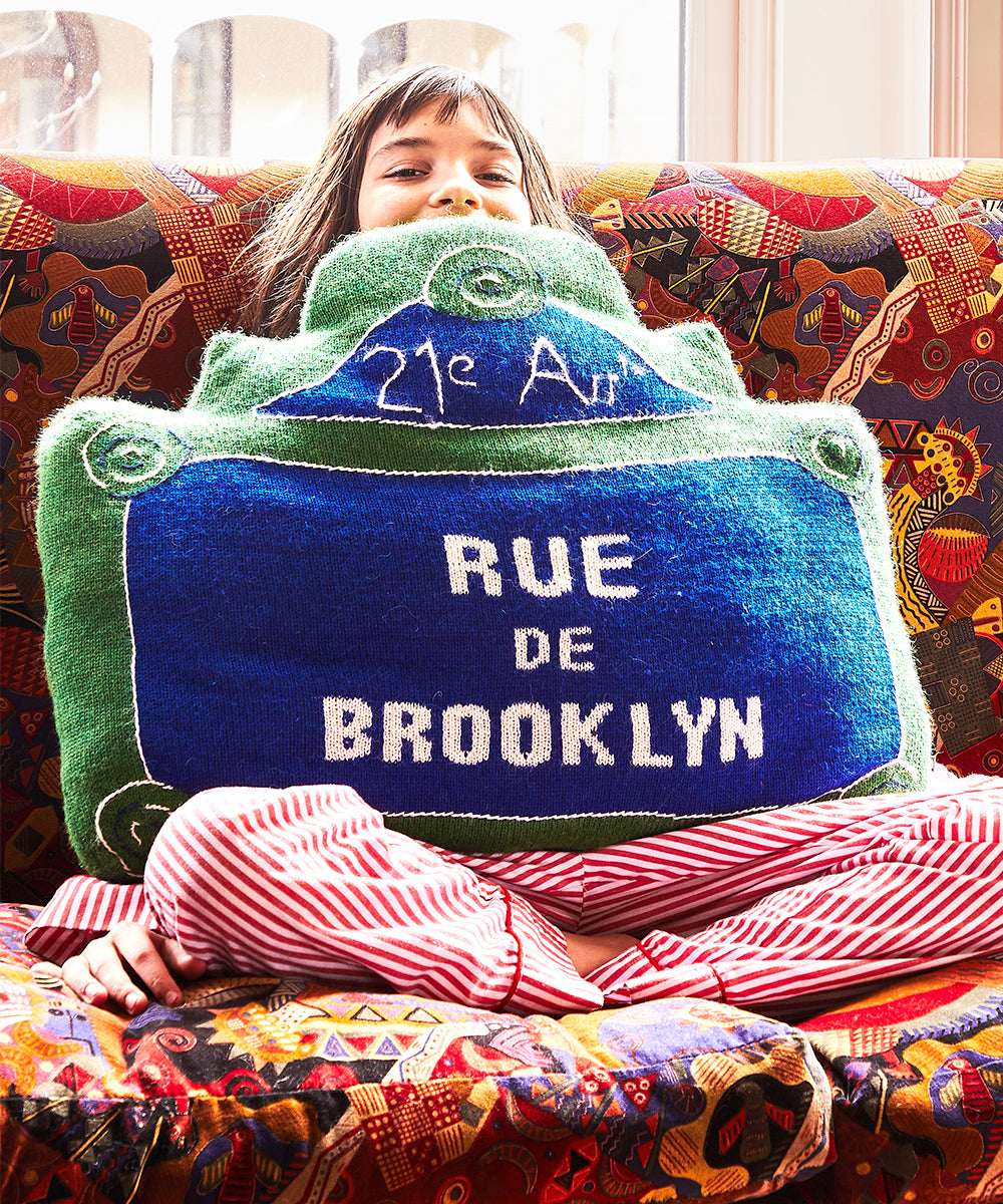 Rue de Brooklyn Pillow